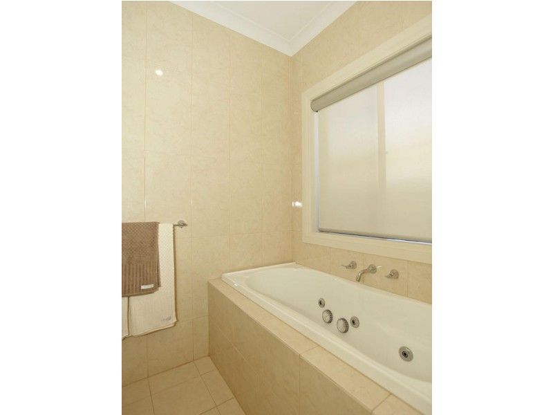 47 Freebairn Drive, Hallett Cove SA 5158