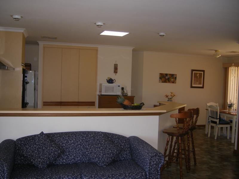 25 Lyons Circuit, Trott Park SA 5158