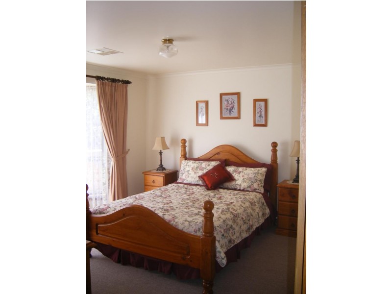25 Lyons Circuit, Trott Park SA 5158