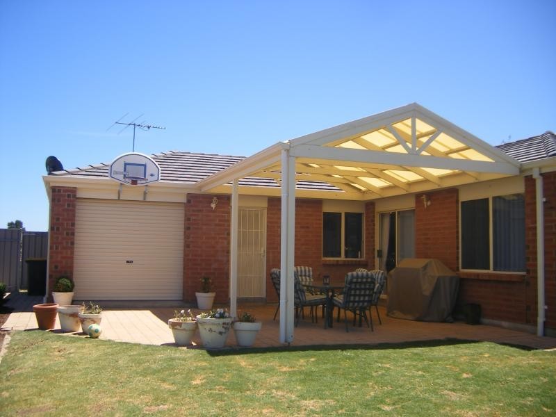 16 Cornwall Street, Sheidow Park SA 5158