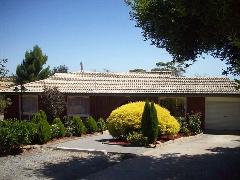 19 Elena Crescent, Hallett Cove SA 5158