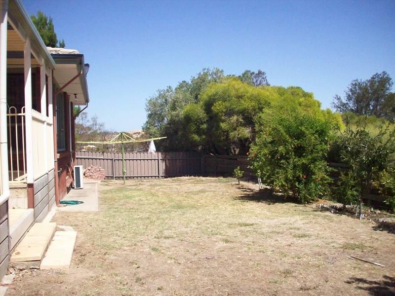 19 Elena Crescent, Hallett Cove SA 5158