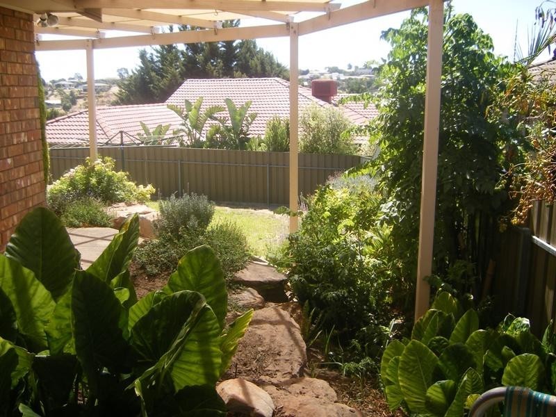 9 Robinia Court, Sheidow Park SA 5158