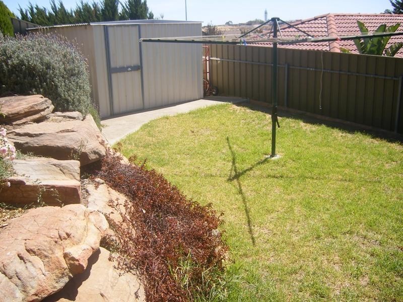 9 Robinia Court, Sheidow Park SA 5158