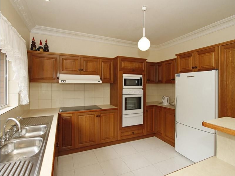 7 Luderitz Close, Hallett Cove SA 5158