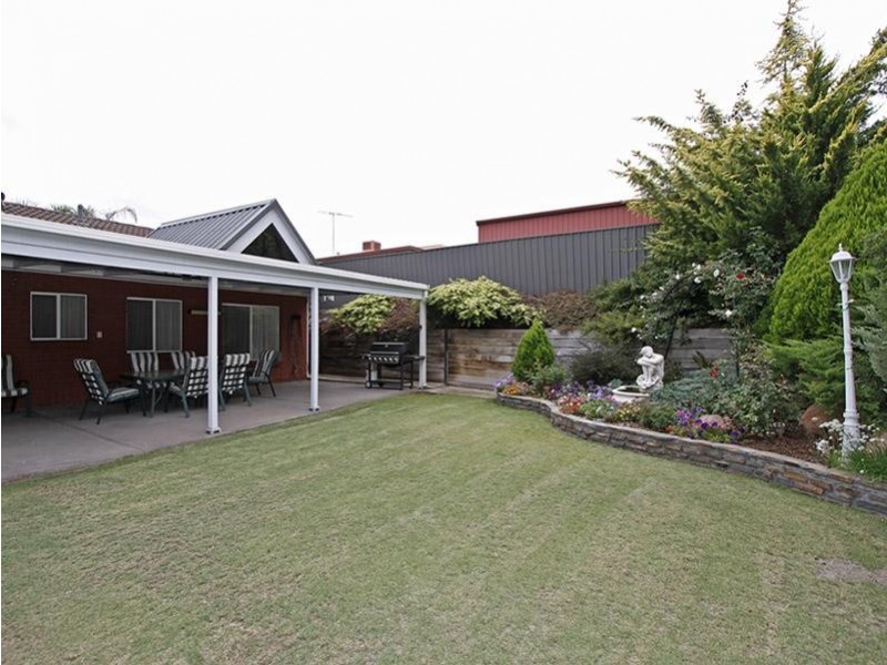 7 Luderitz Close, Hallett Cove SA 5158