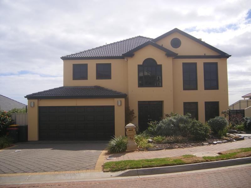 17 Balboa Drive, Hallett Cove SA 5158