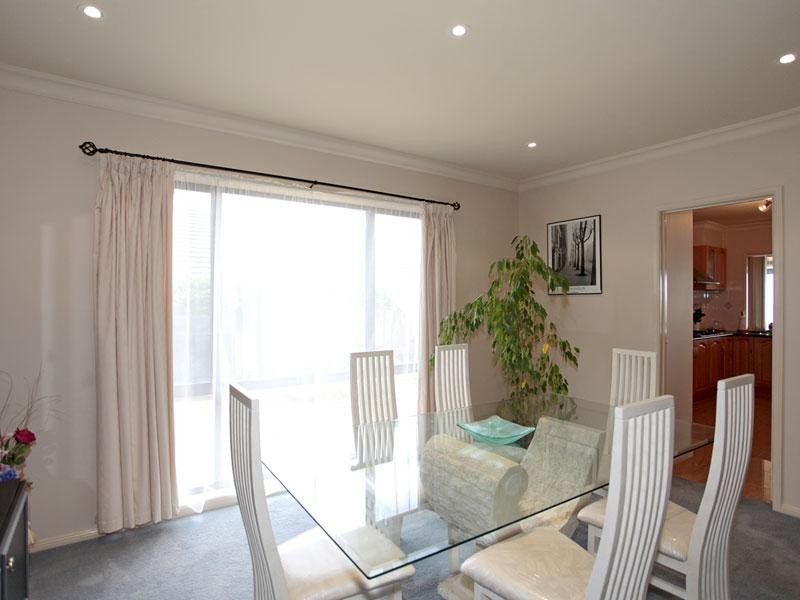 17 Balboa Drive, Hallett Cove SA 5158