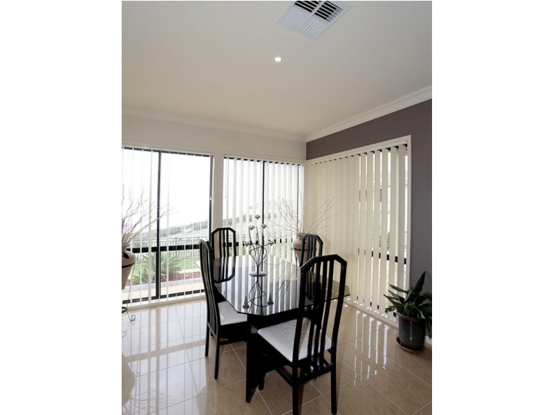 17 Balboa Drive, Hallett Cove SA 5158