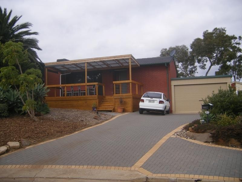37 Manunda Way, Hallett Cove SA 5158
