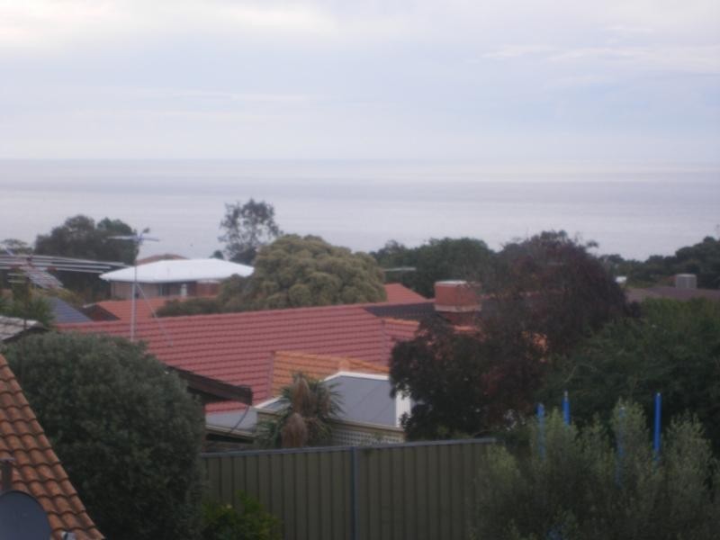 7 Falcon Court, Hallett Cove SA 5158
