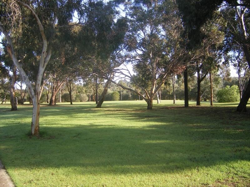 19 Heather Road, Happy Valley SA 5159