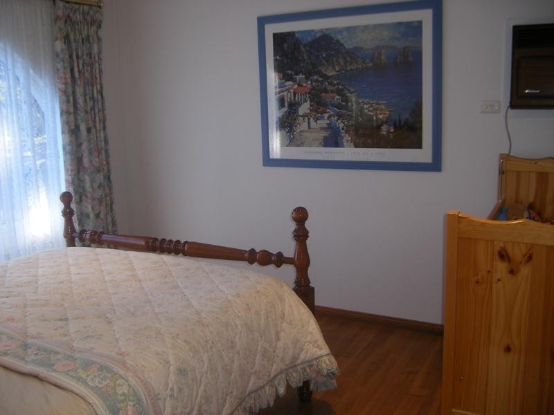 19 Heather Road, Happy Valley SA 5159