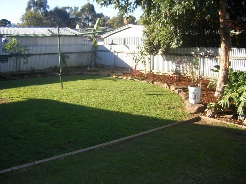 19 Heather Road, Happy Valley SA 5159