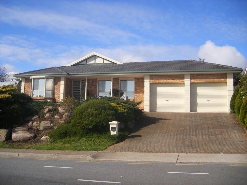114 Perry Barr Road, Hallett Cove SA 5158