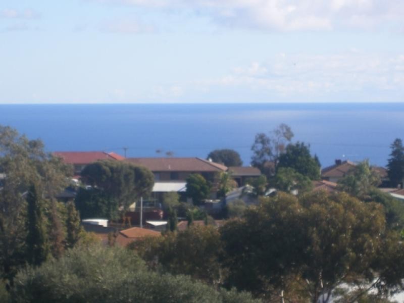 114 Perry Barr Road, Hallett Cove SA 5158