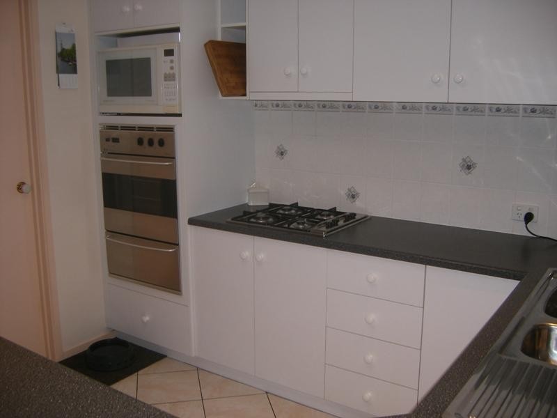 114 Perry Barr Road, Hallett Cove SA 5158