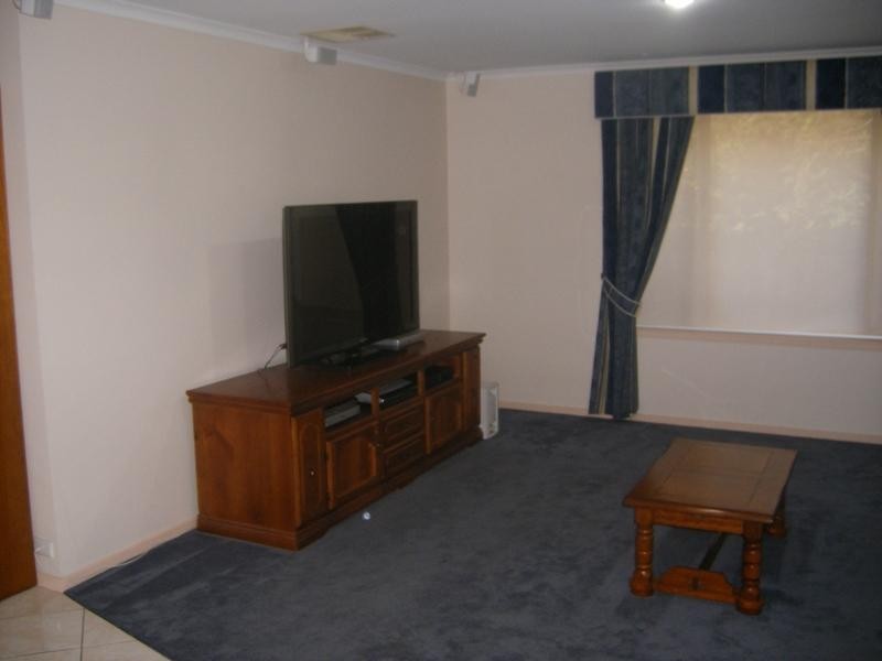 114 Perry Barr Road, Hallett Cove SA 5158