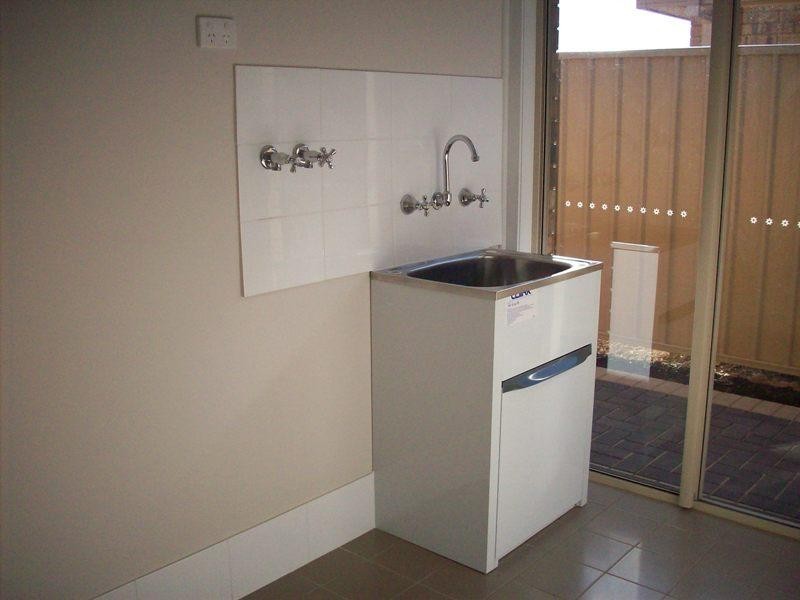 4 Flare Road, Seaford Meadows SA 5169