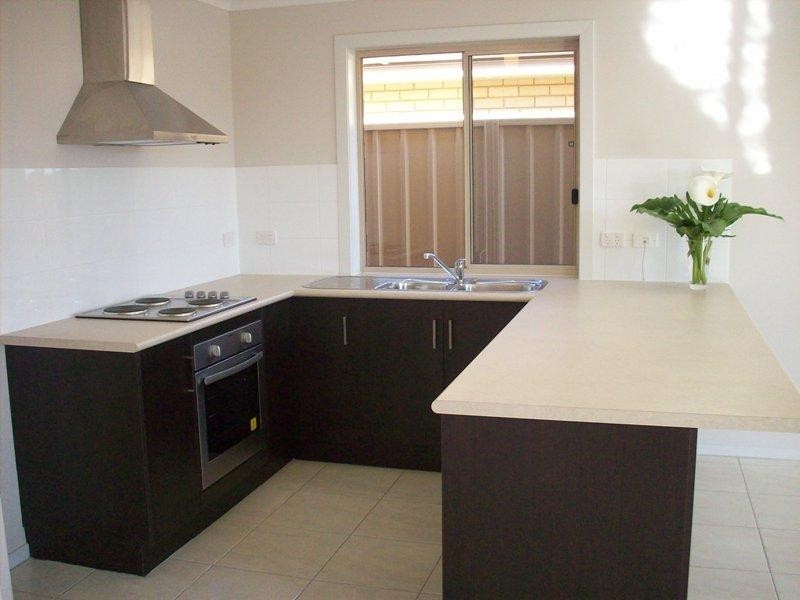4 Flare Road, Seaford Meadows SA 5169