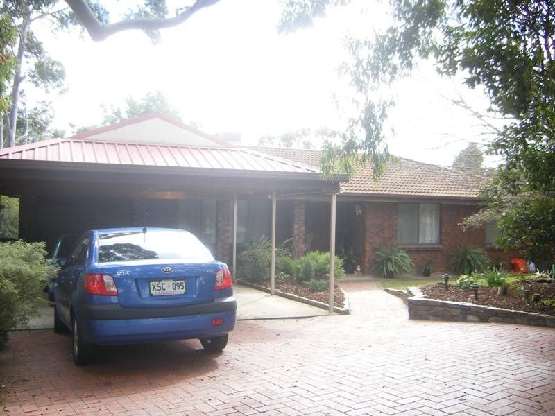 9 Glenloth Drive, Happy Valley SA 5159