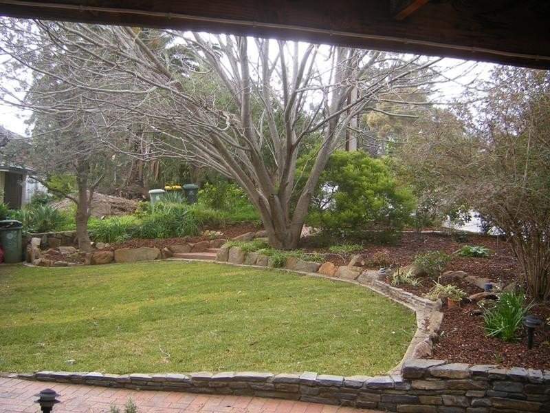 9 Glenloth Drive, Happy Valley SA 5159