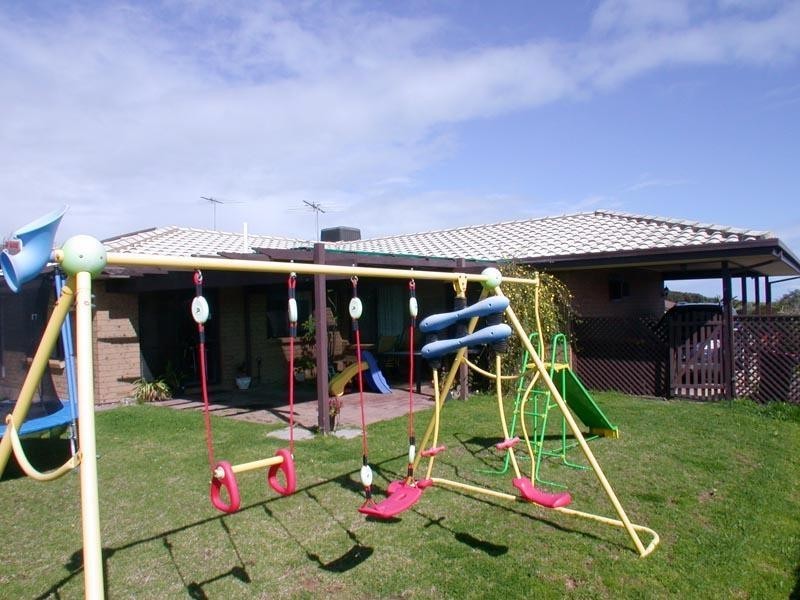 182 The Cove Road, Hallett Cove SA 5158