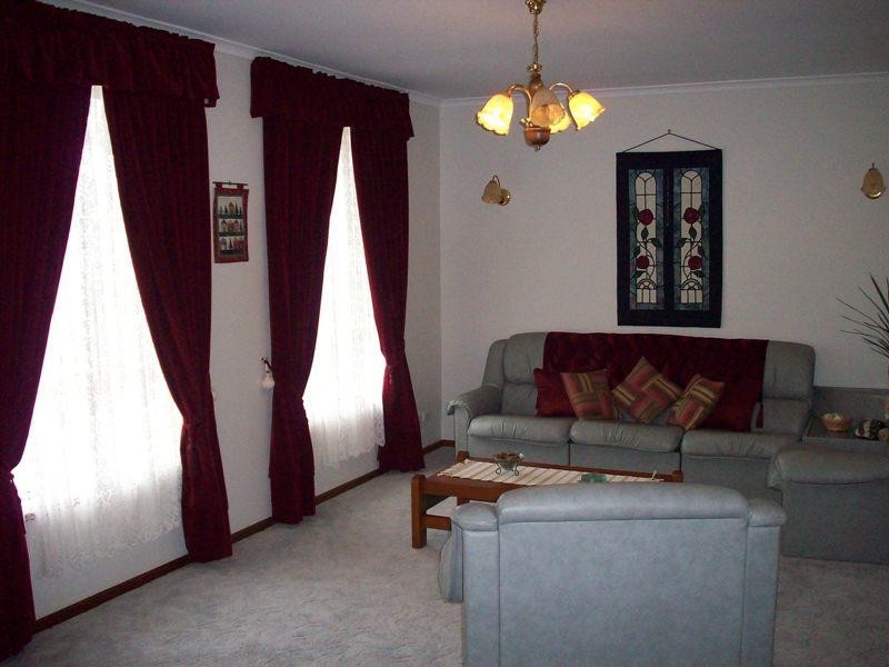 12 Hele Crescent, Trott Park SA 5158