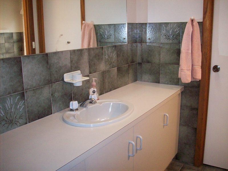 12 Hele Crescent, Trott Park SA 5158
