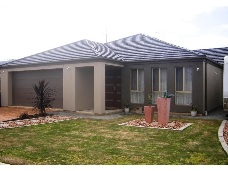 2 Merchant Court, Seaford Meadows SA 5169