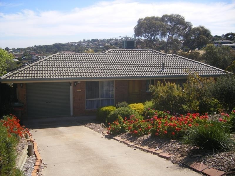 10 Carina Street, Hallett Cove SA 5158