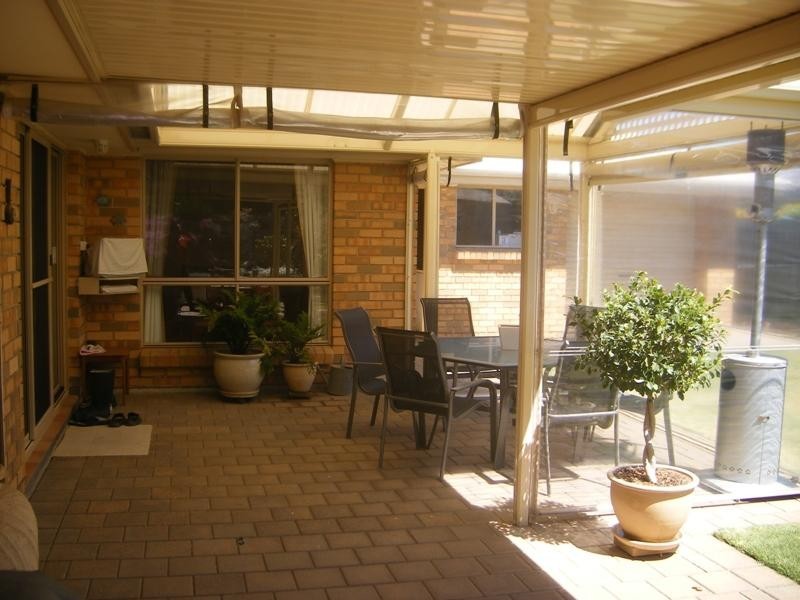4 Annabelle Drive, Hallett Cove SA 5158