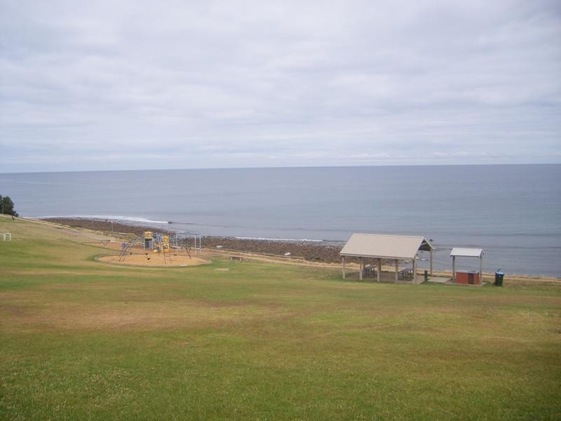 13 Dutchman Drive, Hallett Cove SA 5158