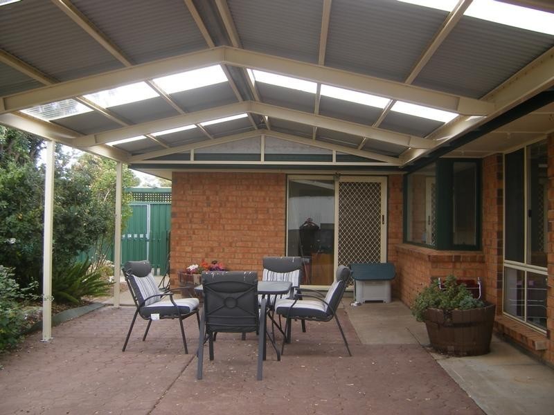 54 Vennachar Drive, Hallett Cove SA 5158