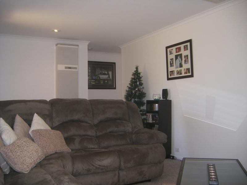 22 Doulton Drive, Trott Park SA 5158