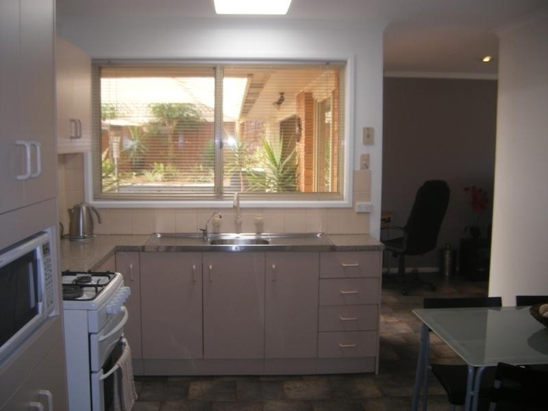 22 Doulton Drive, Trott Park SA 5158