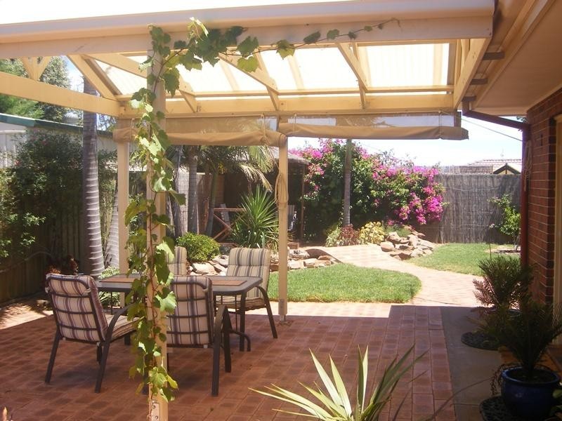 18 Glenway Road, Hallett Cove SA 5158