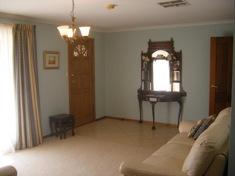 17 Fairhill Street, Hallett Cove SA 5158