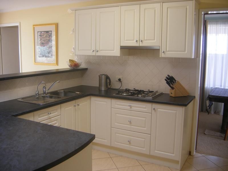 17 Fairhill Street, Hallett Cove SA 5158