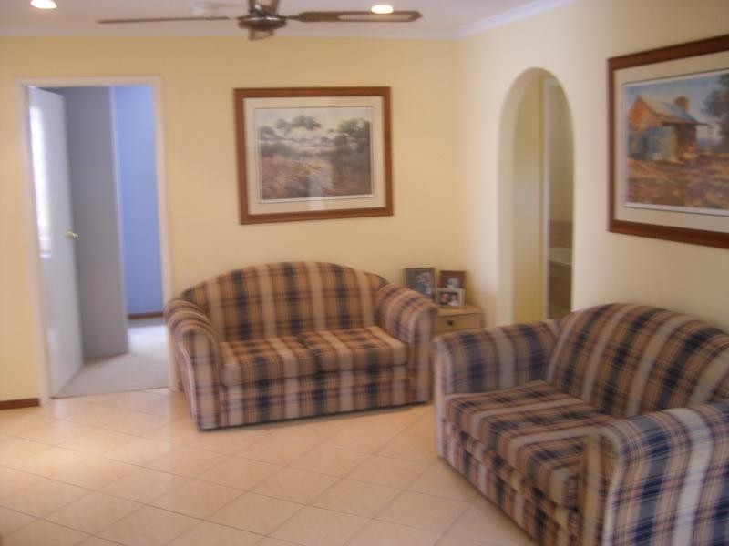 17 Fairhill Street, Hallett Cove SA 5158