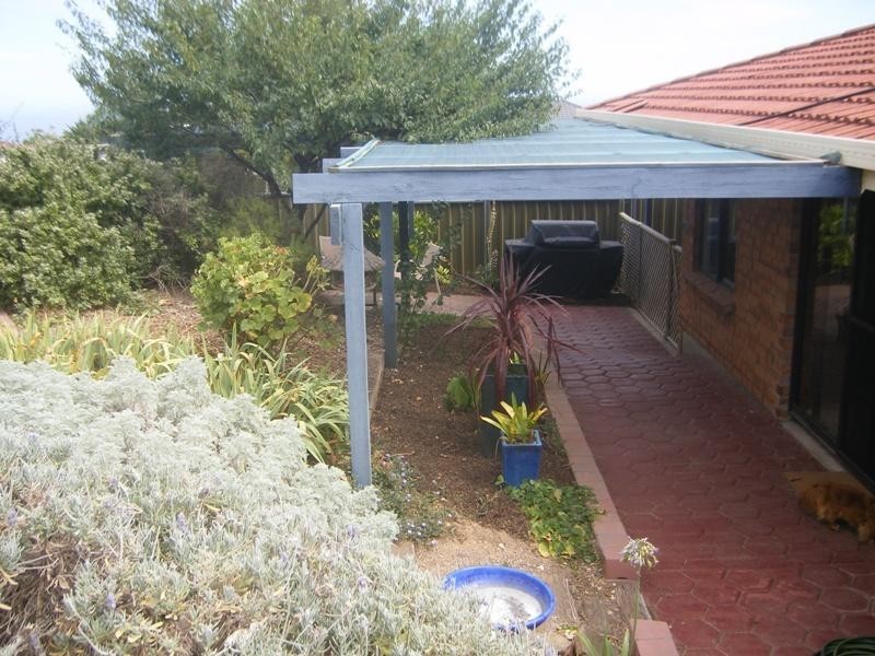 17 Fairhill Street, Hallett Cove SA 5158