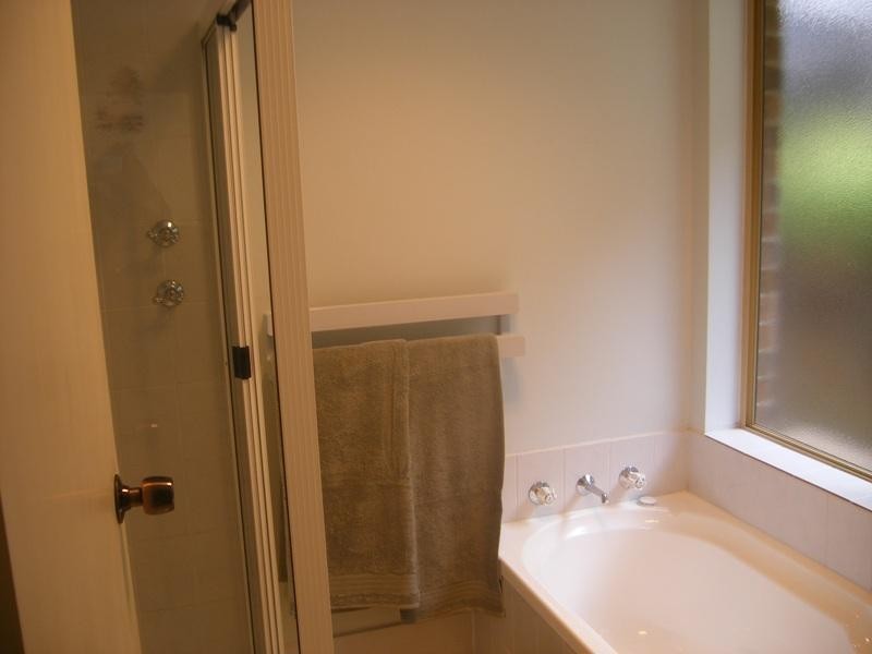 12 Hedgerow Crescent, Hallett Cove SA 5158