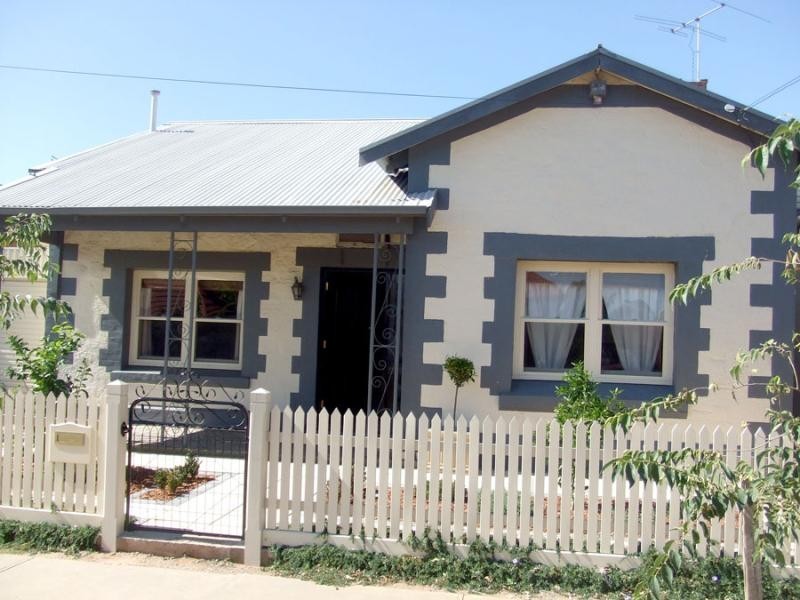 31 Ebor Ave, Mile End SA 5031