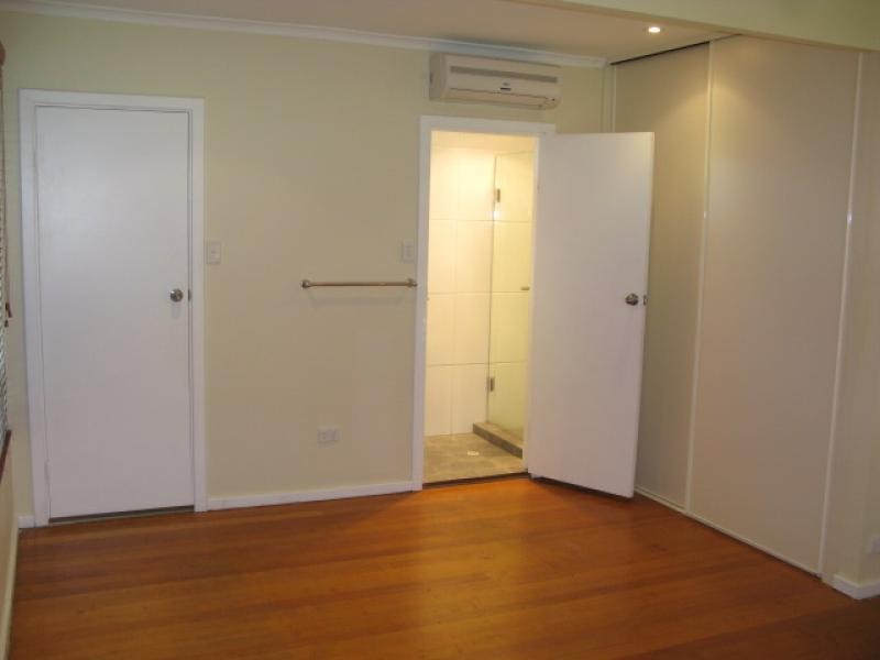 18 McCann Ave, Glenelg North SA 5045