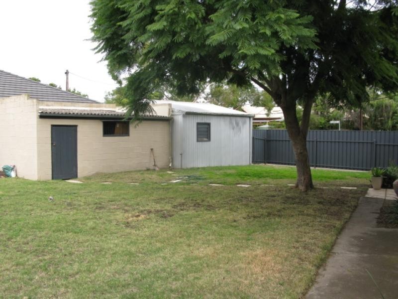 18 McCann Ave, Glenelg North SA 5045