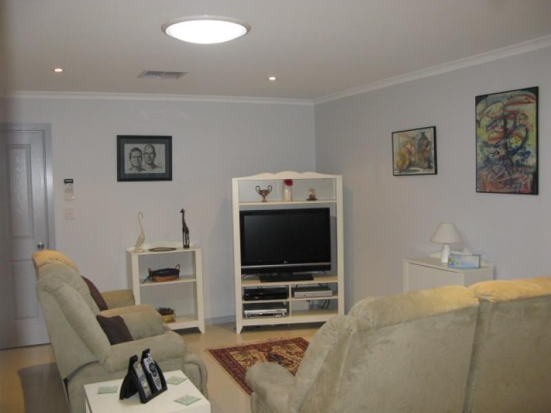 8C Bolingbroke Avenue, Devon Park SA 5008