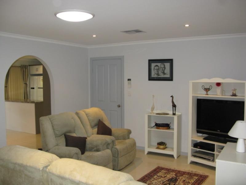 8C Bolingbroke Avenue, Devon Park SA 5008