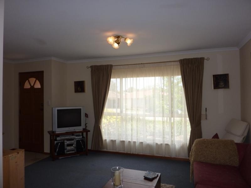 98 Grevillea Way, Woodside SA 5244