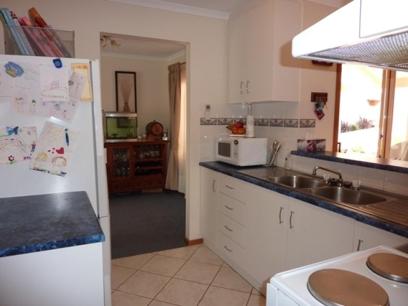 98 Grevillea Way, Woodside SA 5244