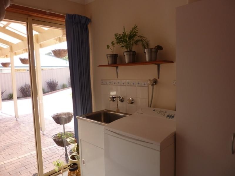 98 Grevillea Way, Woodside SA 5244